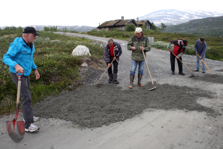 Dugnad gamle geirangerveg